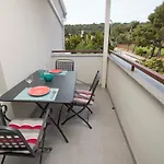 Apartments Besker